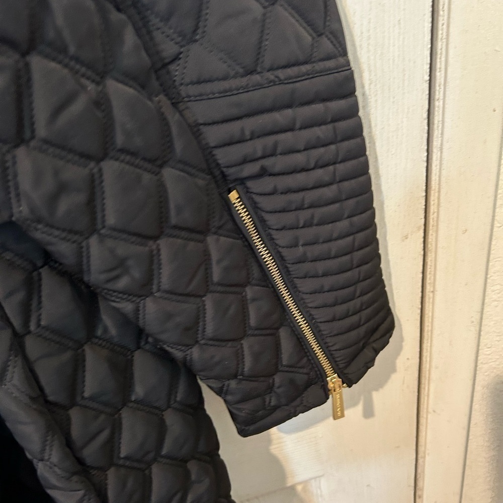 Michael Kors NWT Black Quilted Coat. - Picture 7 of 16